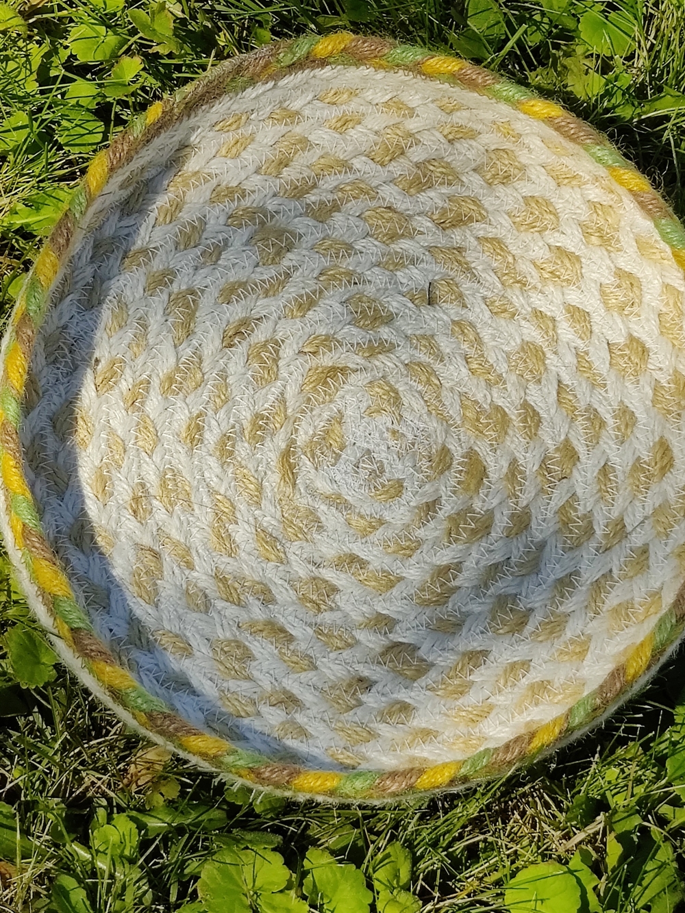 New Handwoven White and Tan Jute Decorative Bowl